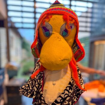 marionnette en feutrine colorée 