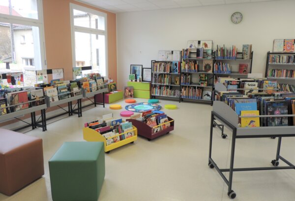 Photo : Salle Bibliothèque Haraucourt
