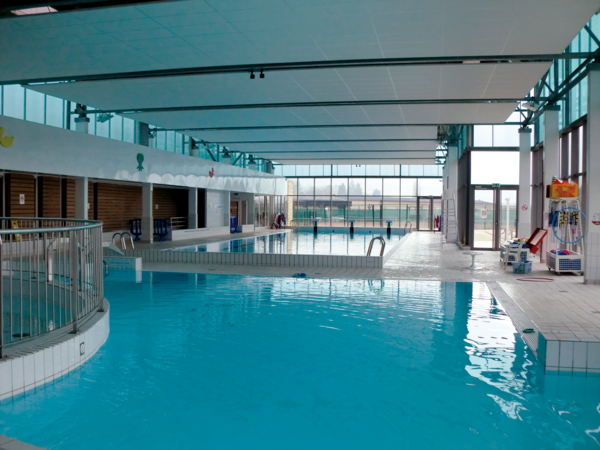 Photo : Bassin Centre Aquatique Camourau