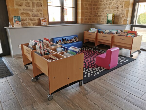 Photo : Espace Jeunesse Bibliothèque Messincourt