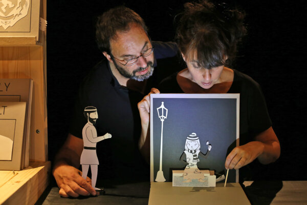 Photo : Théâtre de papier « L’autre voyage d’Ulysse »