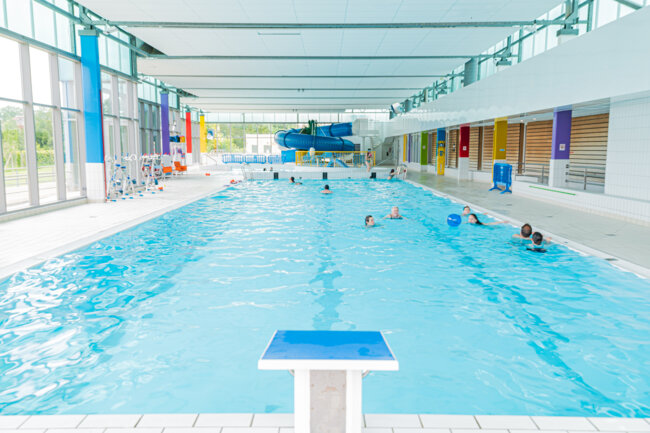 Photo : Grand Bassin Centre Aquatique Camourau