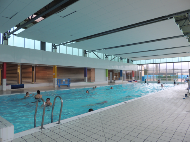 Photo : Bassins du Centre Aquatique Camourau